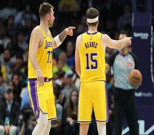 楊鳴公布,李虎翼將休,養半月,立博体育官网,Ladbrokes,Sports,足球直播,篮球赛事,体育高清,NBA直播